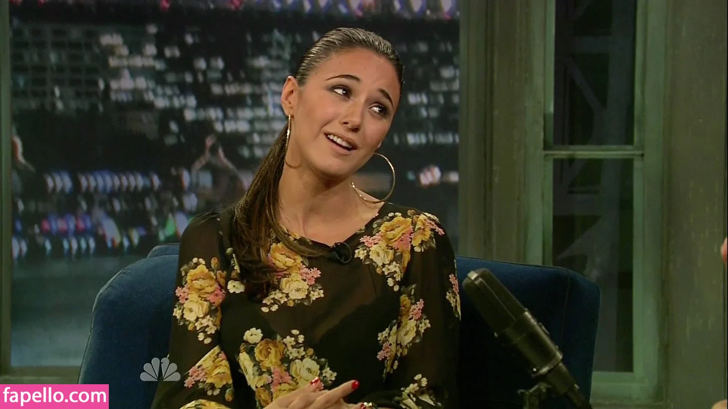 Emmanuelle Chriqui Onlyfans Photo Gallery 