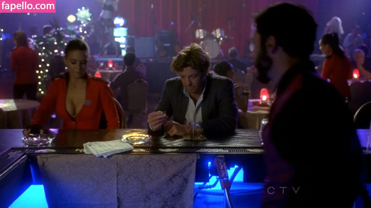 Emmanuelle Chriqui Onlyfans Photo Gallery 