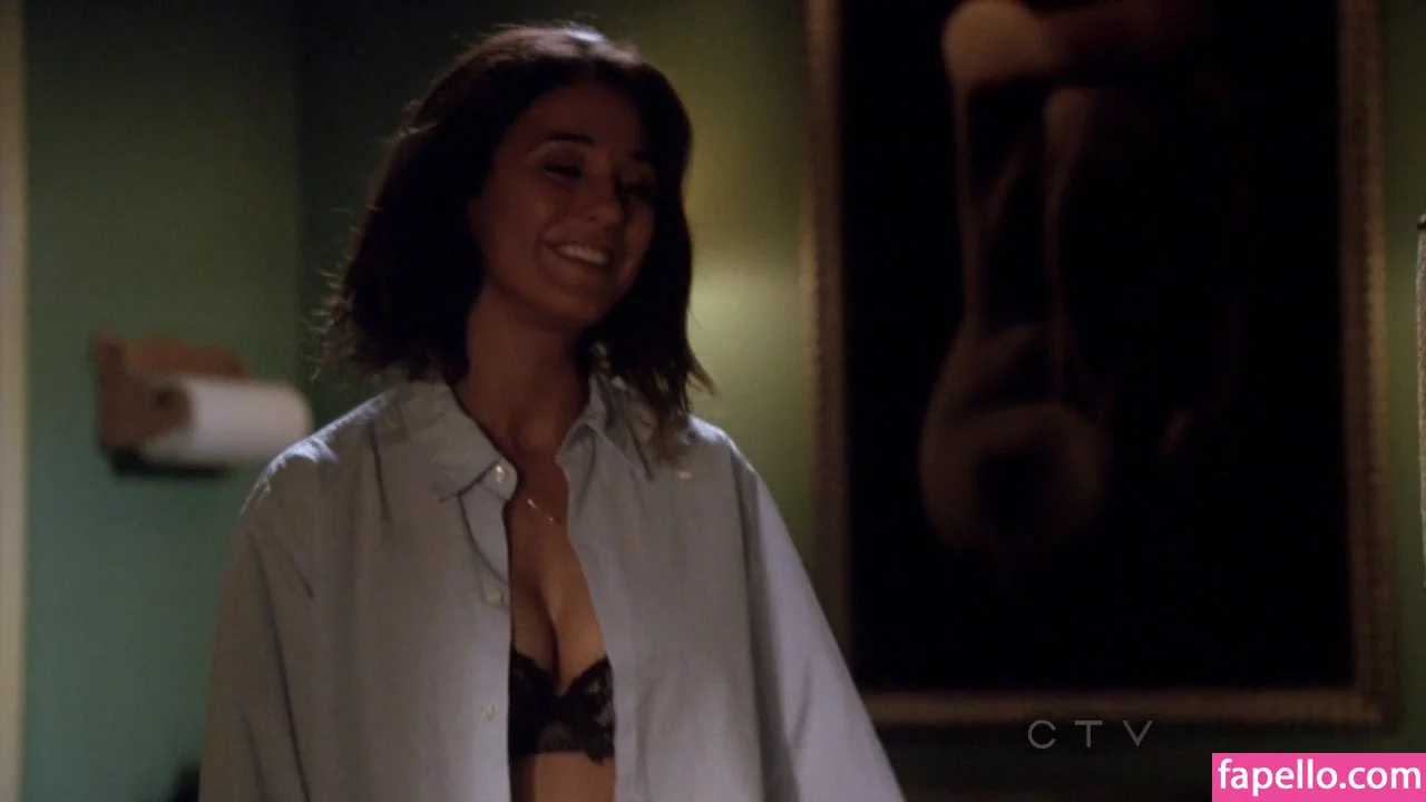 Emmanuelle Chriqui Onlyfans Photo Gallery 