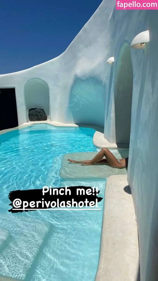 Emmanuelle Chriqui Onlyfans Photo Gallery 