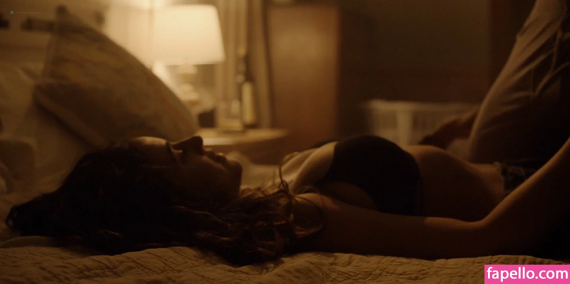 Emmanuelle Chriqui Onlyfans Photo Gallery 