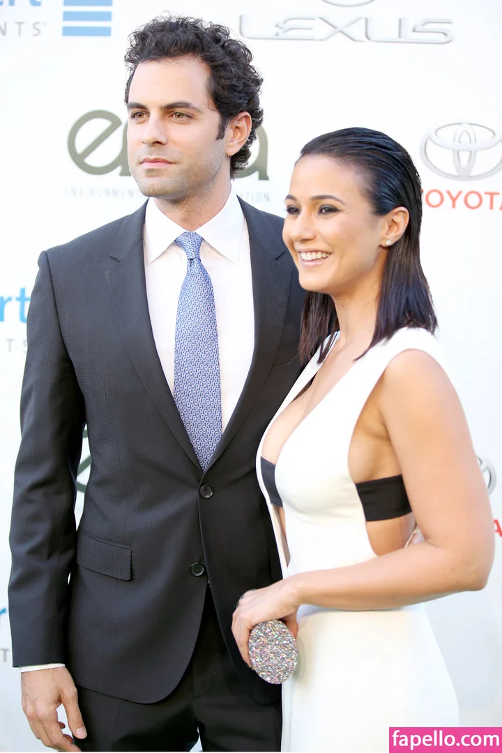 Emmanuelle Chriqui Onlyfans Photo Gallery 