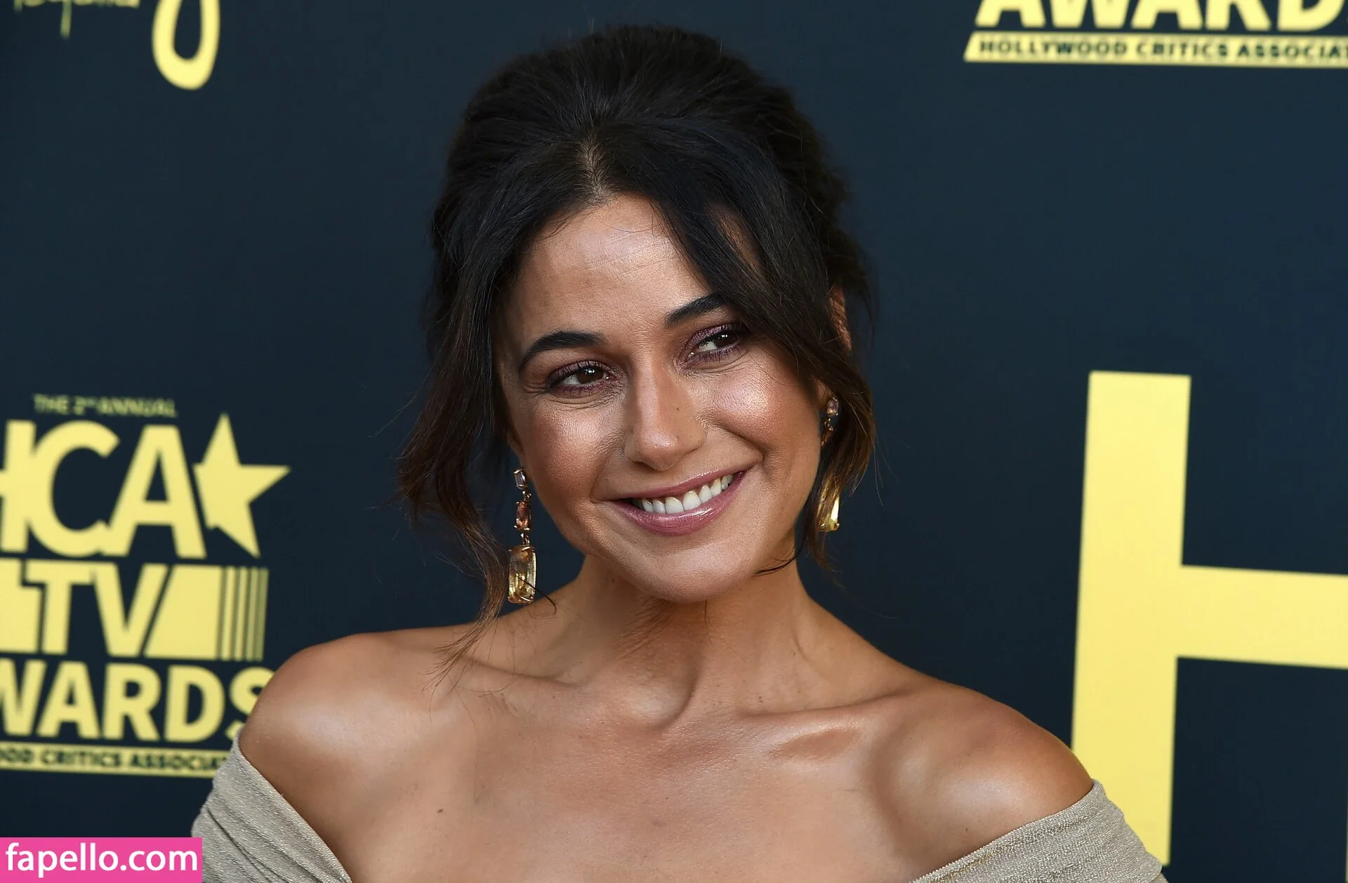 Emmanuelle Chriqui Onlyfans Photo Gallery 