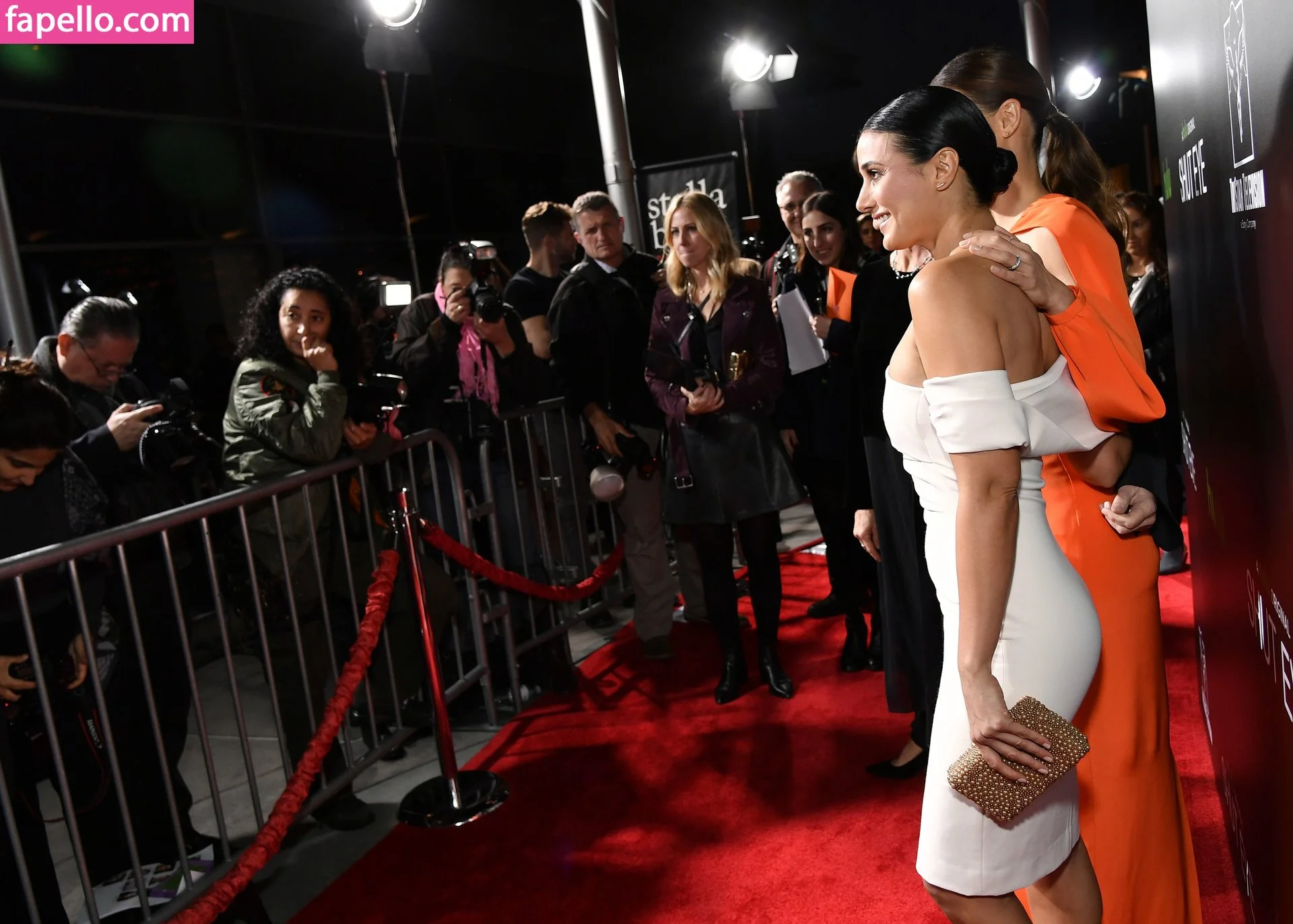 Emmanuelle Chriqui Onlyfans Photo Gallery 