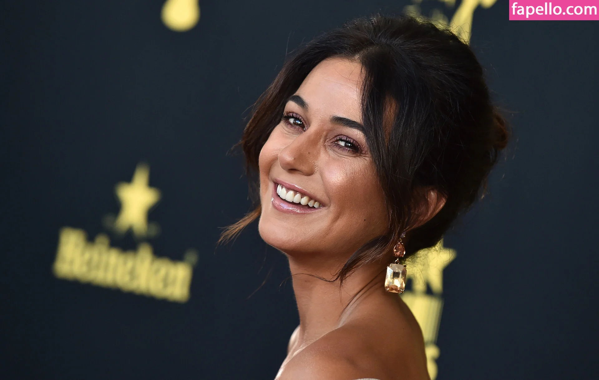 Emmanuelle Chriqui Onlyfans Photo Gallery 