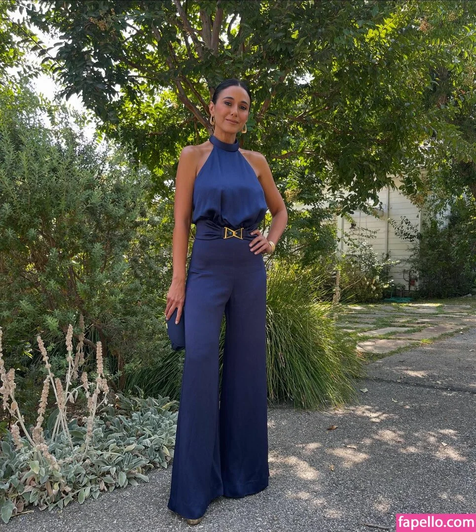 Emmanuelle Chriqui Onlyfans Photo Gallery 