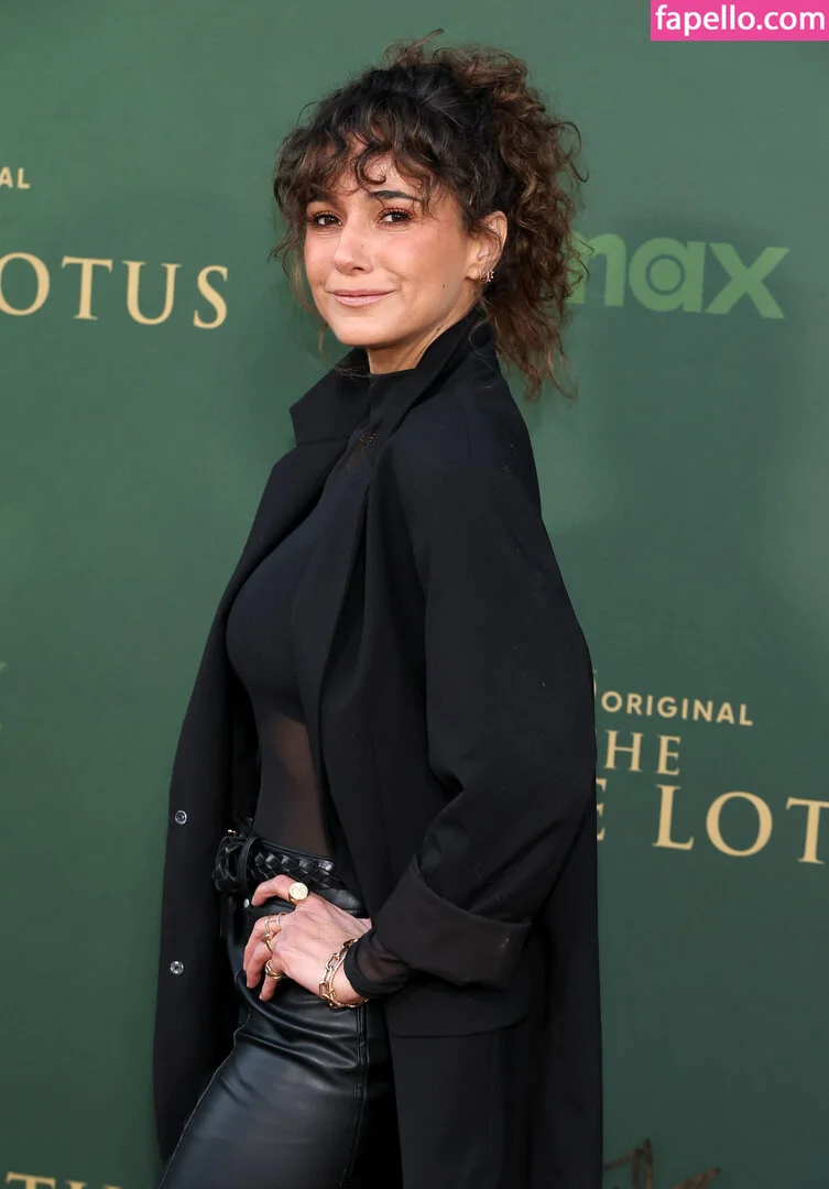 Emmanuelle Chriqui Onlyfans Photo Gallery 