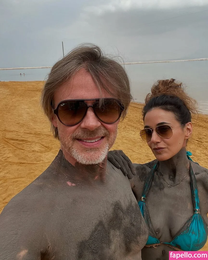 Emmanuelle Chriqui Onlyfans Photo Gallery 