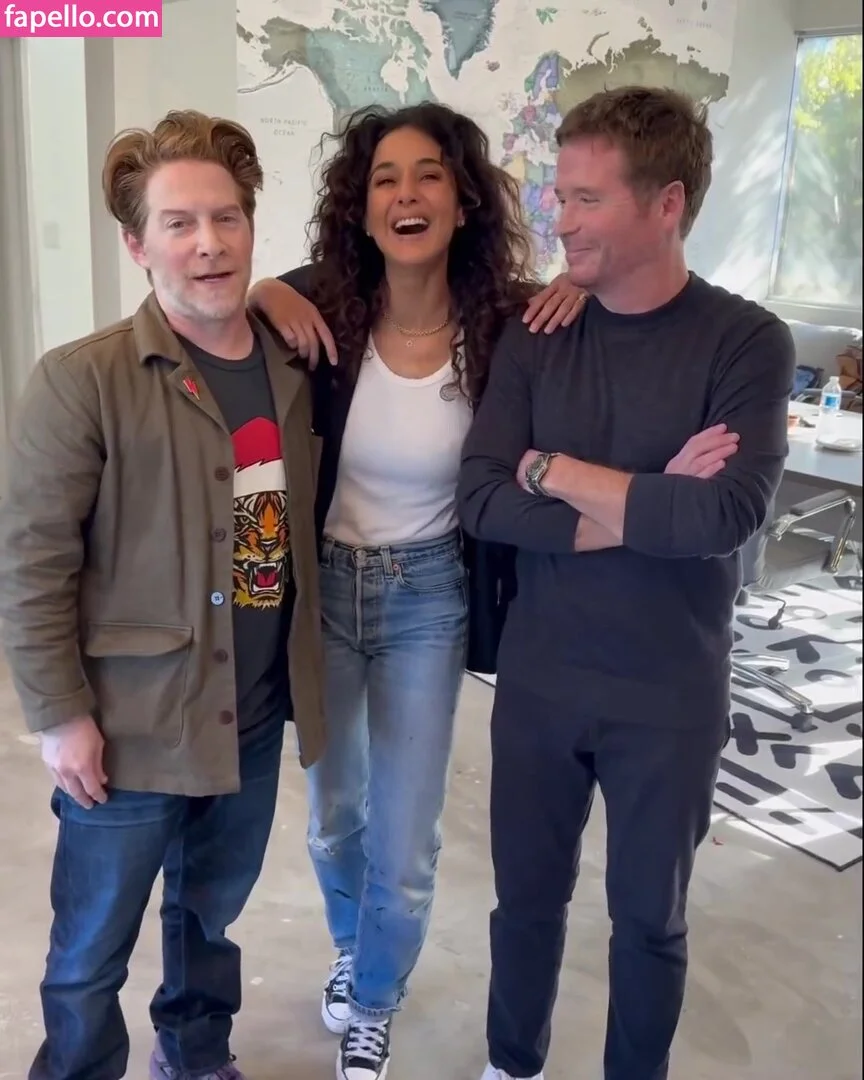 Emmanuelle Chriqui Onlyfans Photo Gallery 