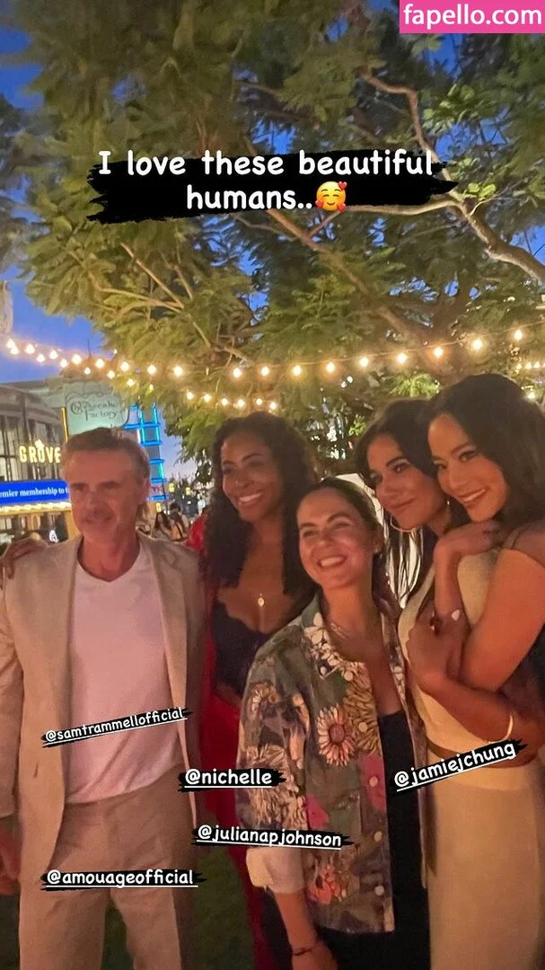 Emmanuelle Chriqui Onlyfans Photo Gallery 