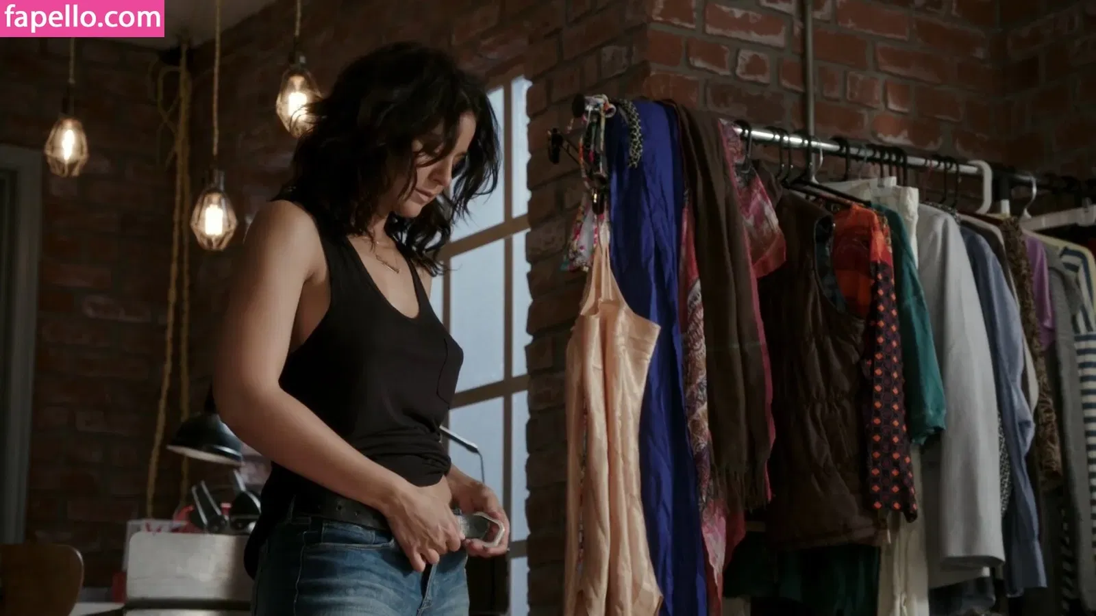 Emmanuelle Chriqui Onlyfans Photo Gallery 