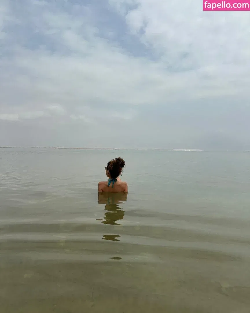 Emmanuelle Chriqui Onlyfans Photo Gallery 