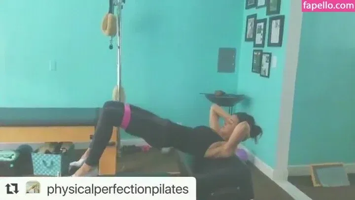 Emmanuelle Chriqui Onlyfans Photo Gallery 