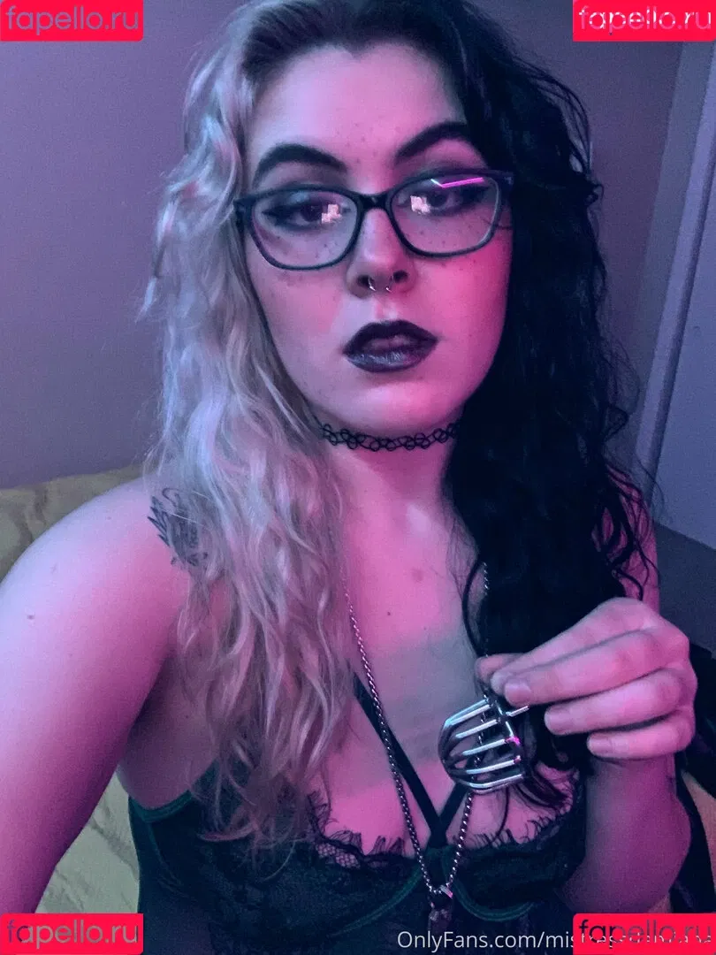 mistressdamiana Onlyfans Photo Gallery 