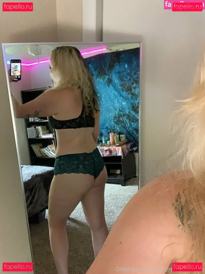 mistressdamiana Onlyfans Photo Gallery 