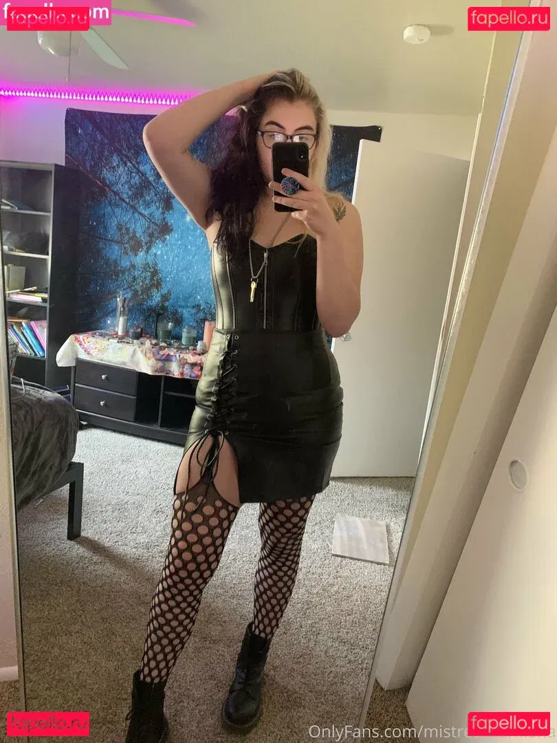 mistressdamiana Onlyfans Photo Gallery 