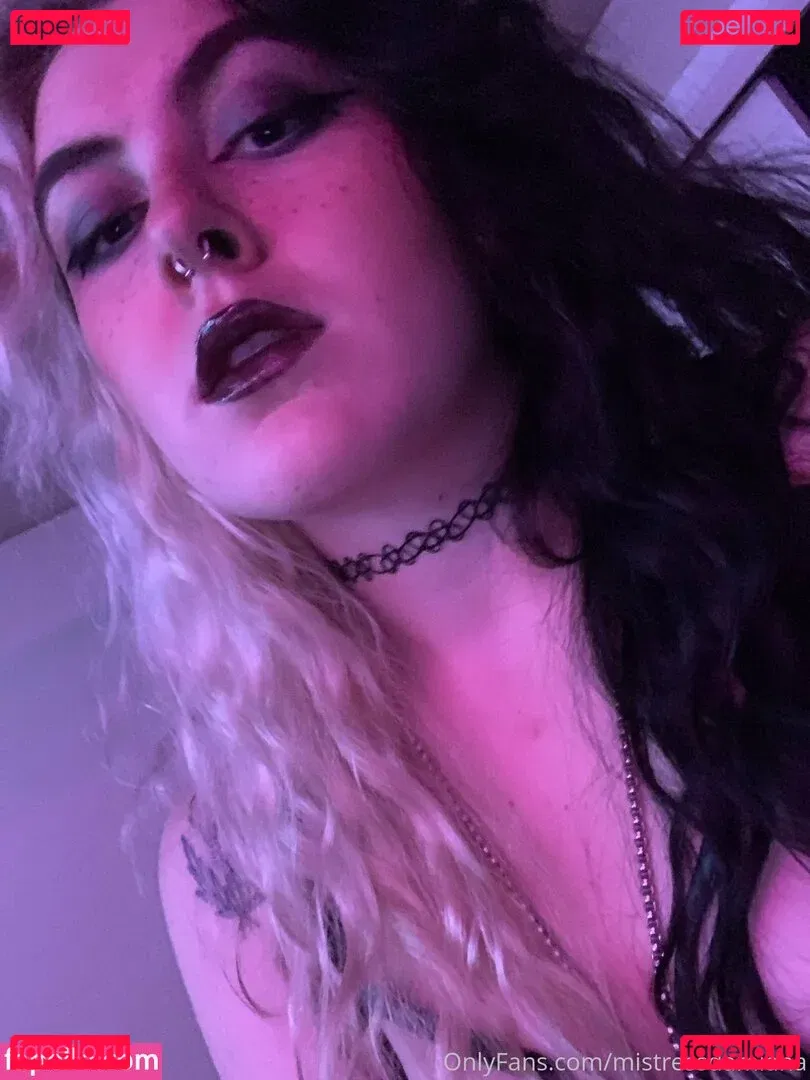 mistressdamiana Onlyfans Photo Gallery 