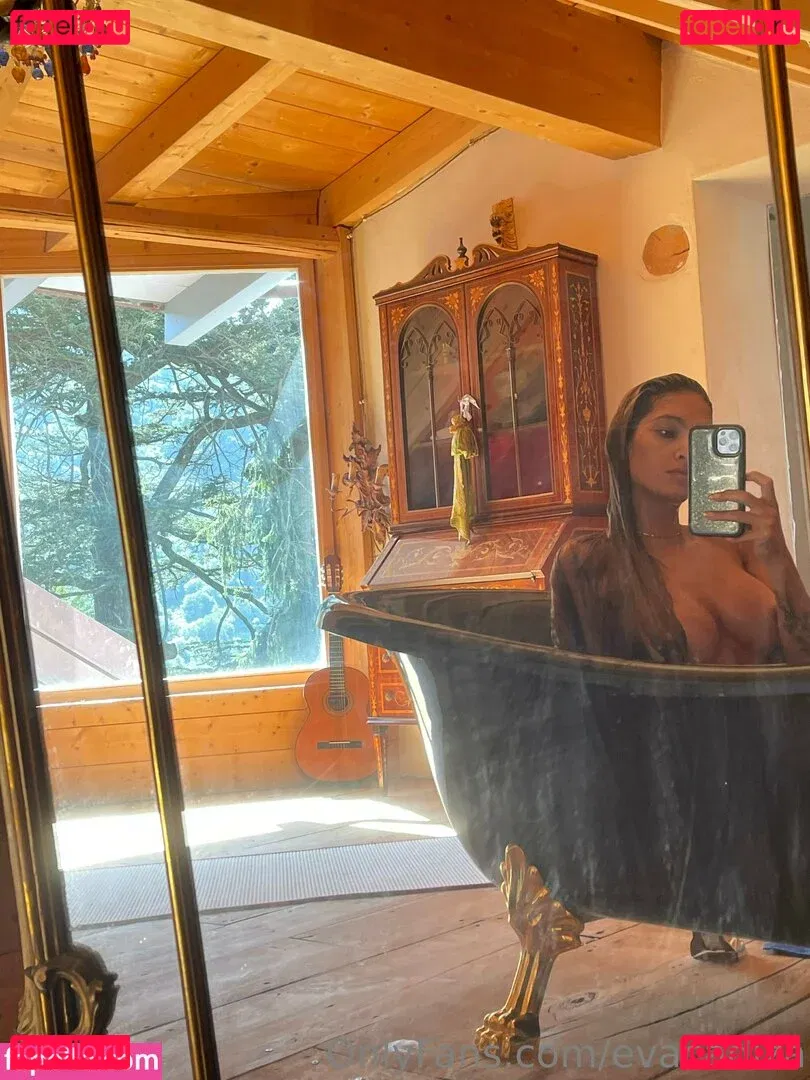 Eva Cadiza Onlyfans Photo Gallery 