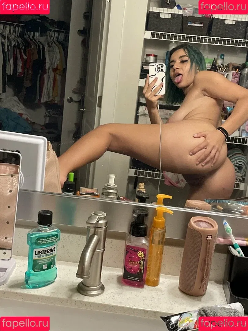 Roxiesin Onlyfans Photo Gallery 