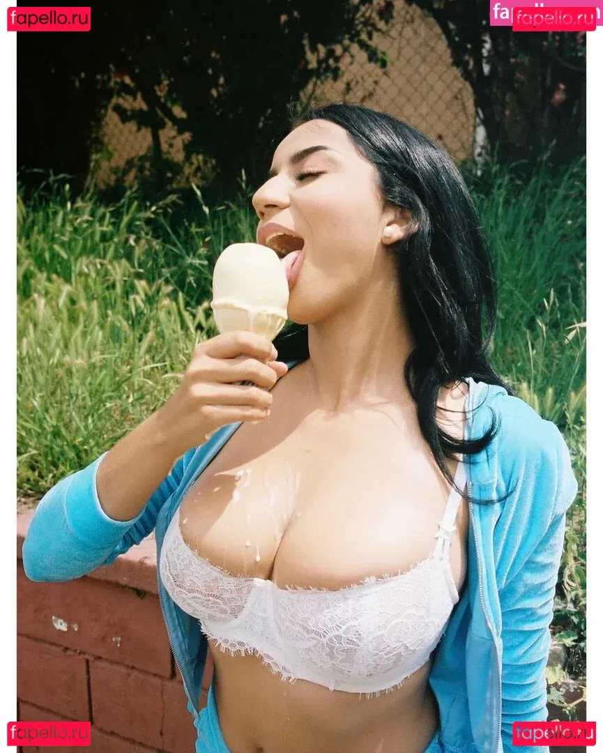 Roxiesin Onlyfans Photo Gallery 