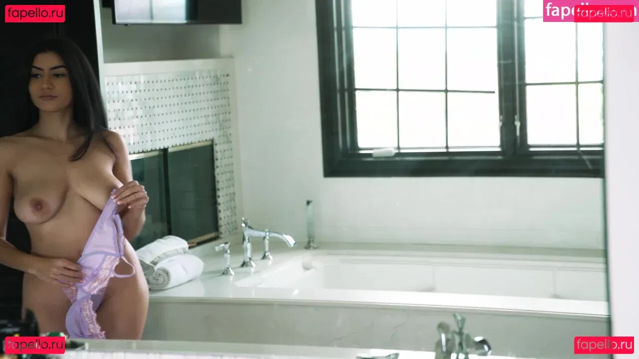 Roxiesin Onlyfans Photo Gallery 