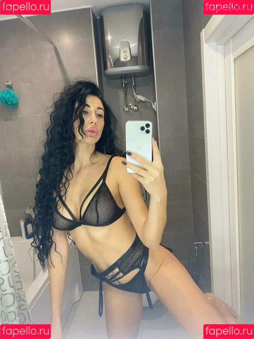 mari.mis Onlyfans Photo Gallery 