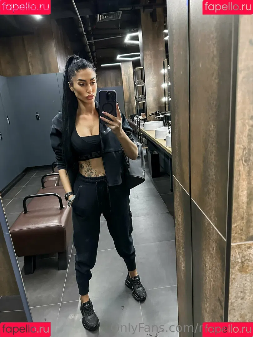mari.mis Onlyfans Photo Gallery 