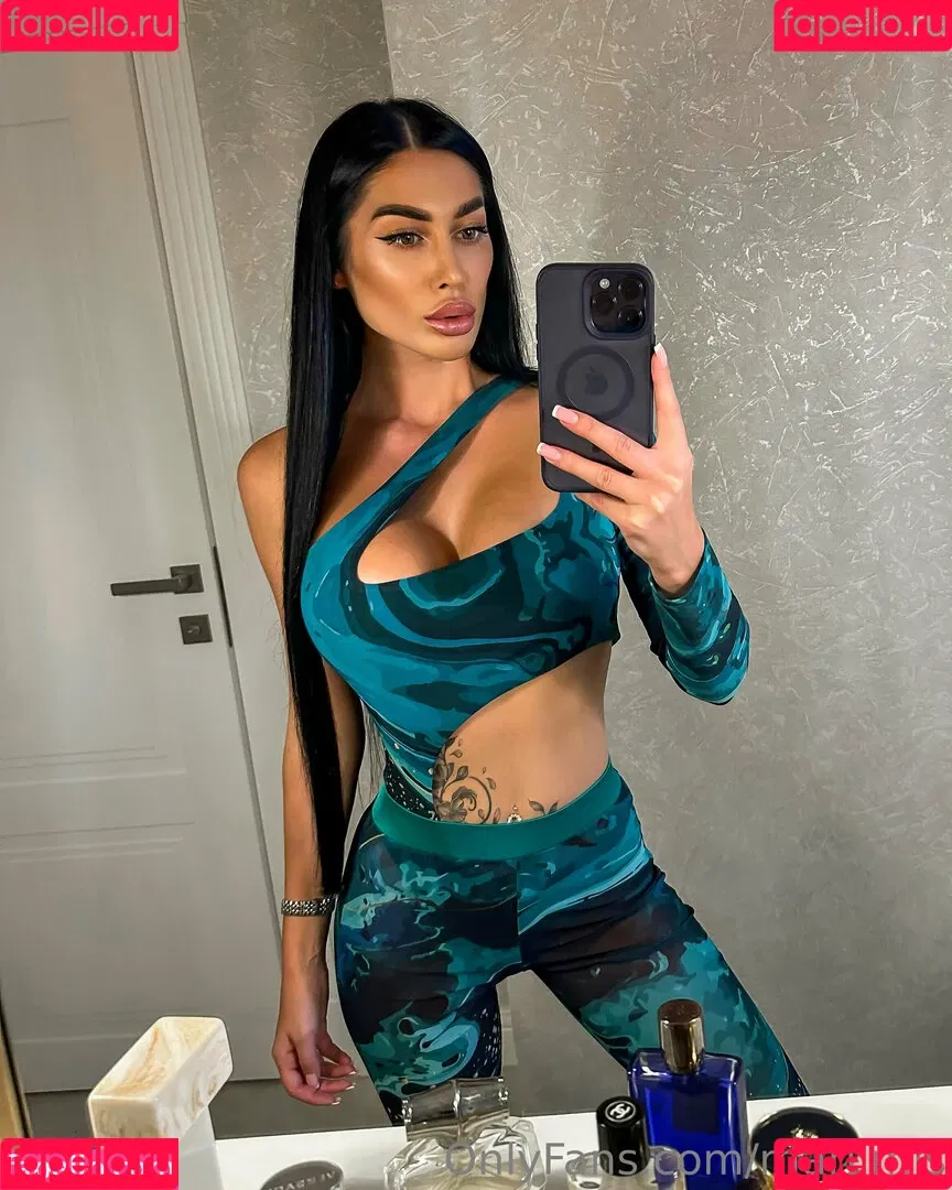 mari.mis Onlyfans Photo Gallery 