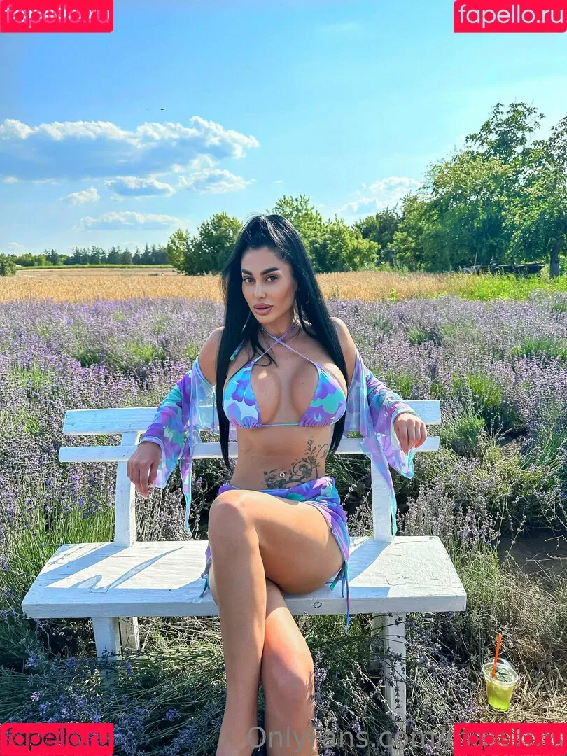 mari.mis Onlyfans Photo Gallery 