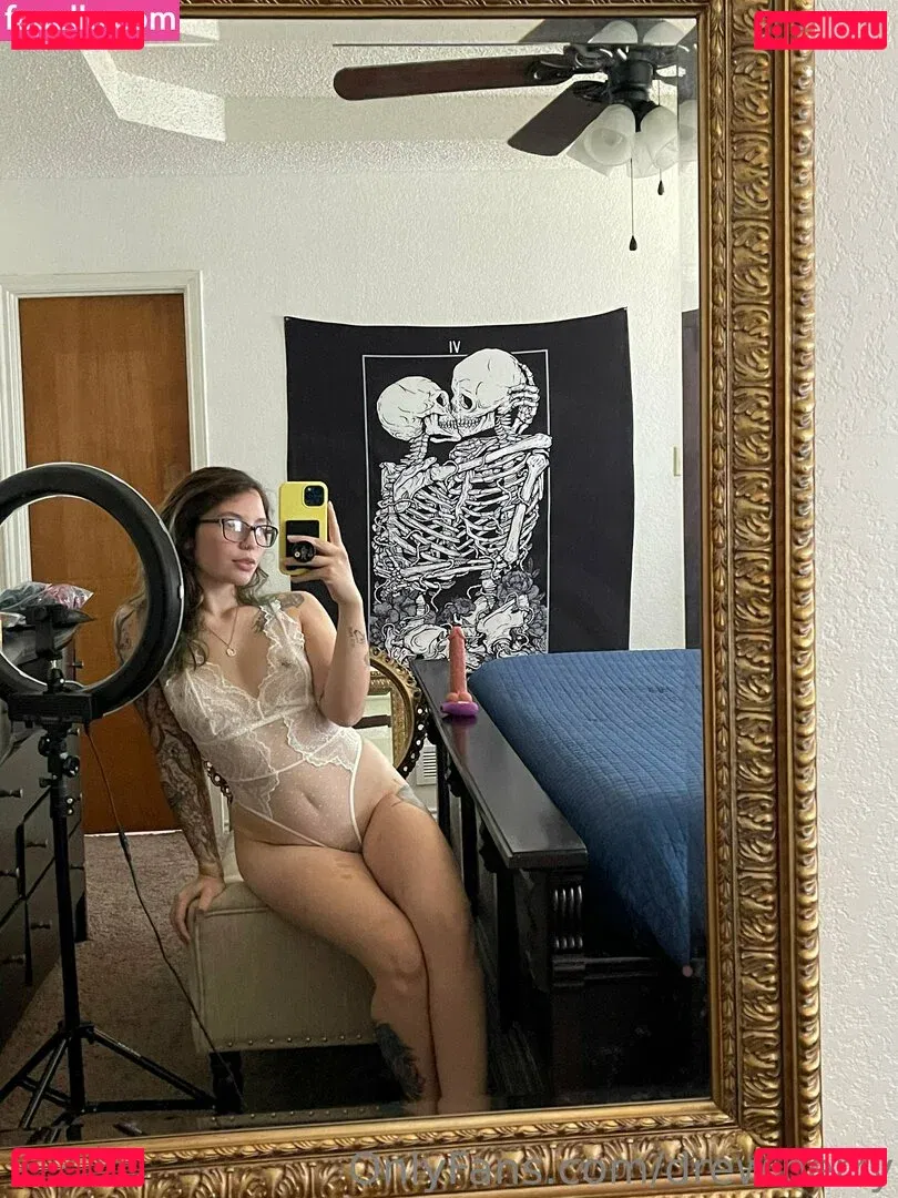 Drew Berry Onlyfans Photo Gallery 