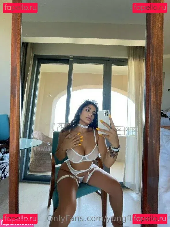 stella_starrr Onlyfans Photo Gallery 