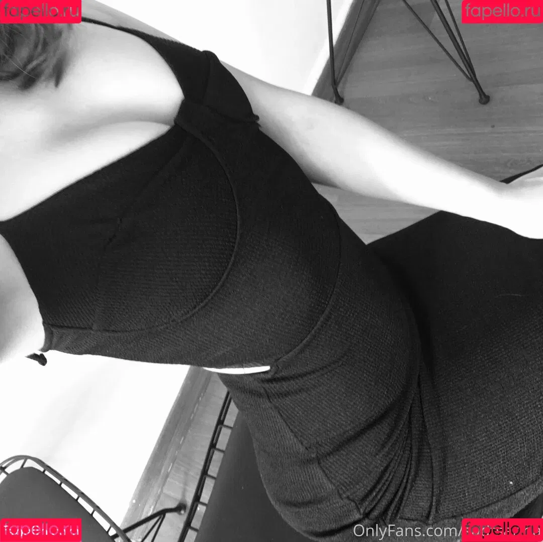 Sadtsarina Onlyfans Photo Gallery 