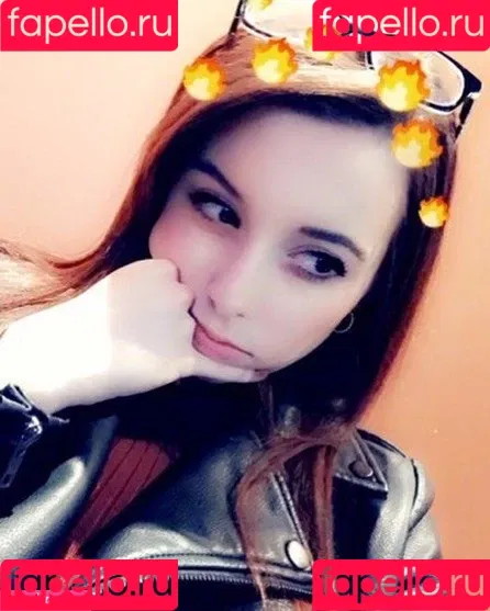 Emmia Onlyfans Photo Gallery 