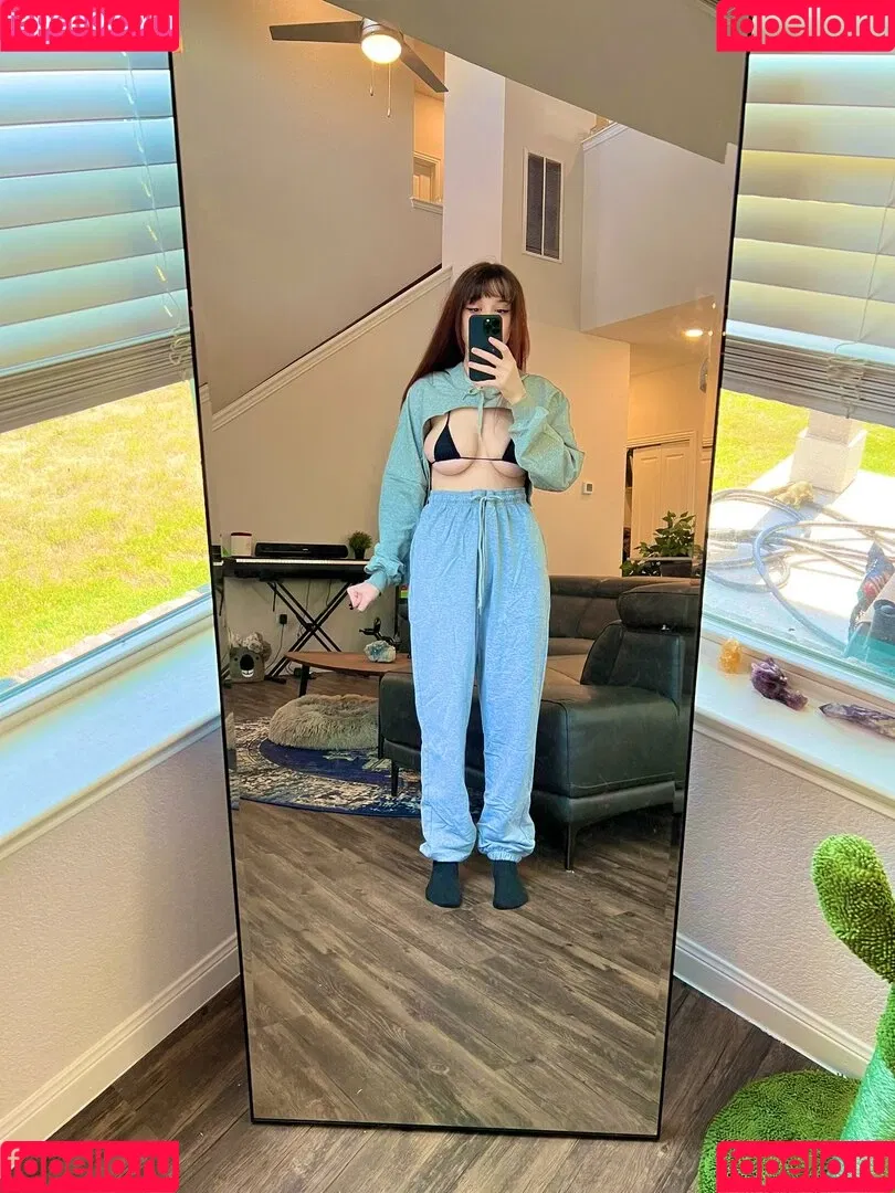 Emmia Onlyfans Photo Gallery 