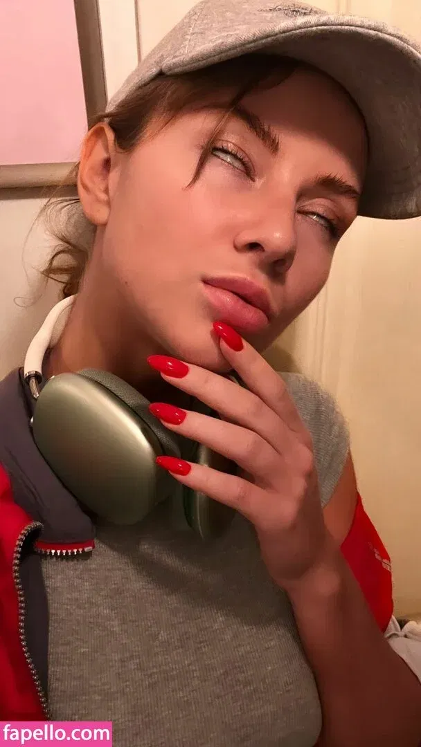 Inga Lis Onlyfans Photo Gallery 