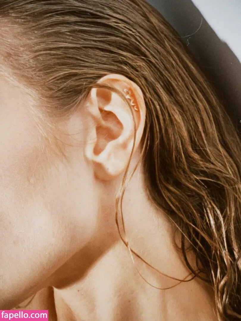 Inga Lis Onlyfans Photo Gallery 