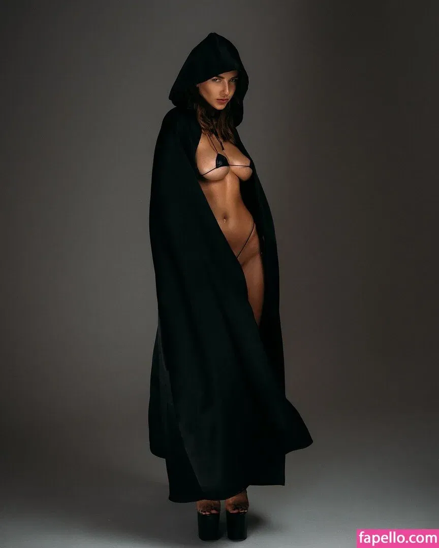 Inga Lis Onlyfans Photo Gallery 