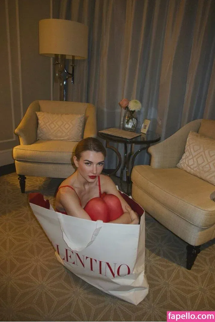 Inga Lis Onlyfans Photo Gallery 