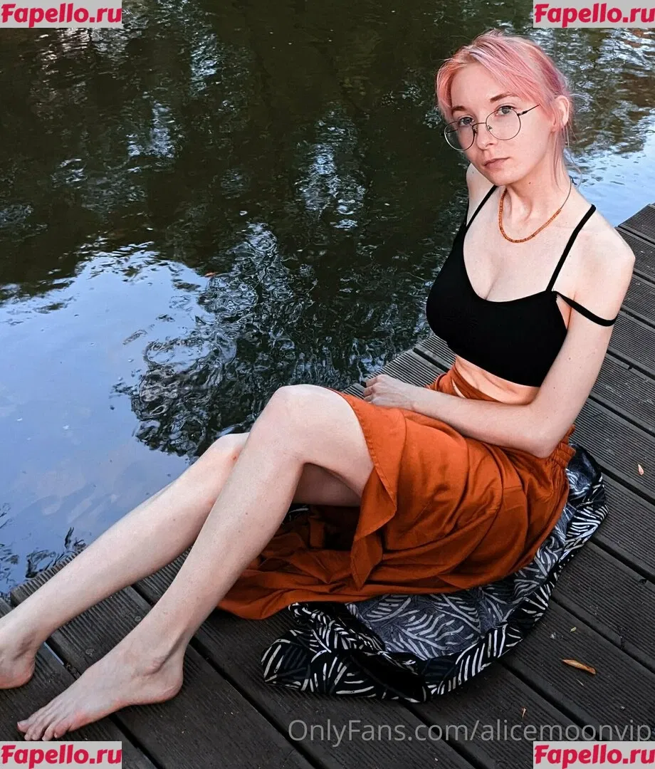 Alicemoonvip Onlyfans Photo Gallery 