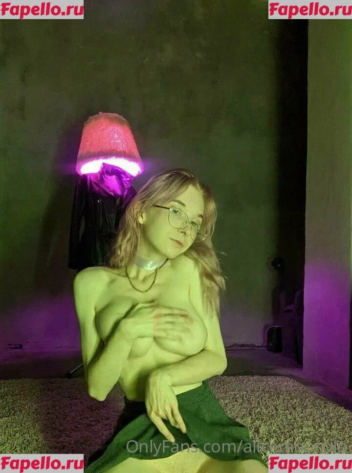 Alicemoonvip Onlyfans Photo Gallery 