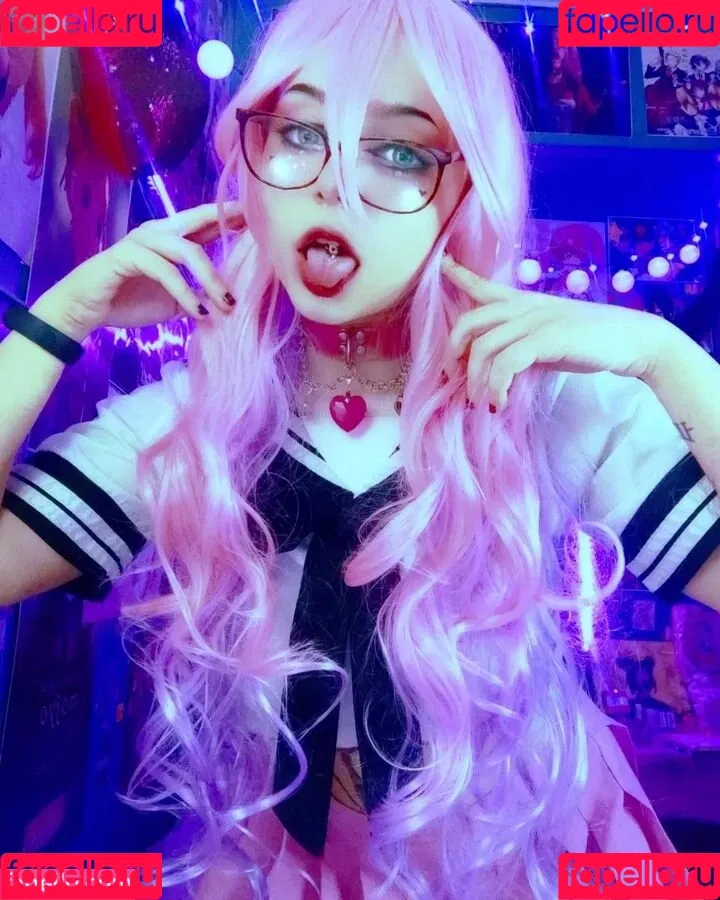 shike.vc Onlyfans Photo Gallery 