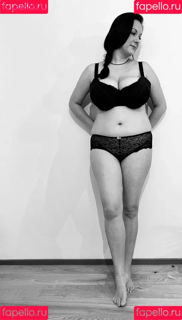 boobStruggle Onlyfans Photo Gallery 