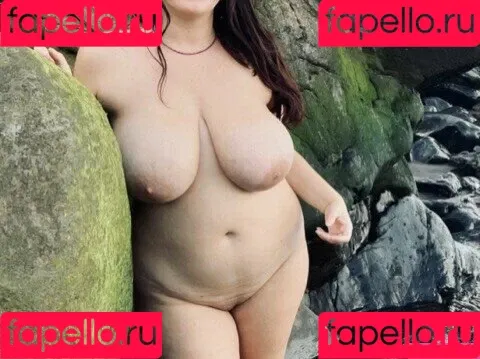 boobStruggle Onlyfans Photo Gallery 