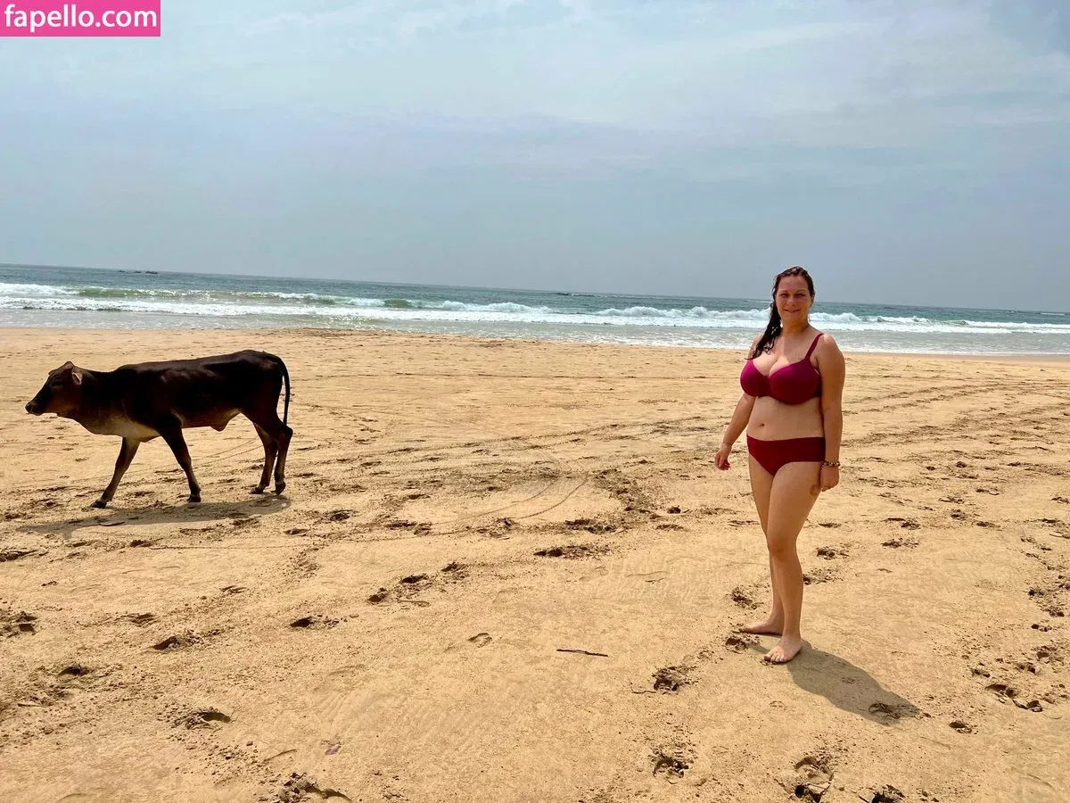 boobStruggle Onlyfans Photo Gallery 