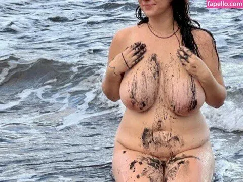 boobStruggle Onlyfans Photo Gallery 