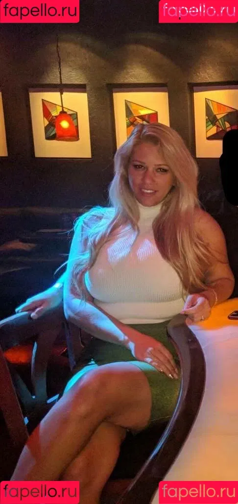 Nicolle A Onlyfans Photo Gallery 