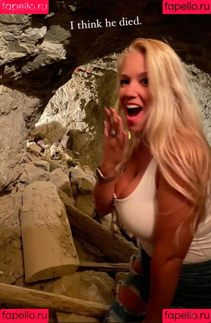 Nicolle A Onlyfans Photo Gallery 