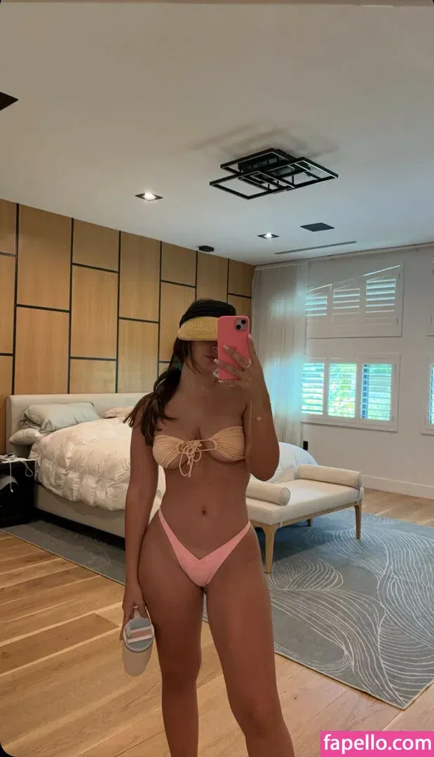 Catherine Mcbroom Onlyfans Photo Gallery 