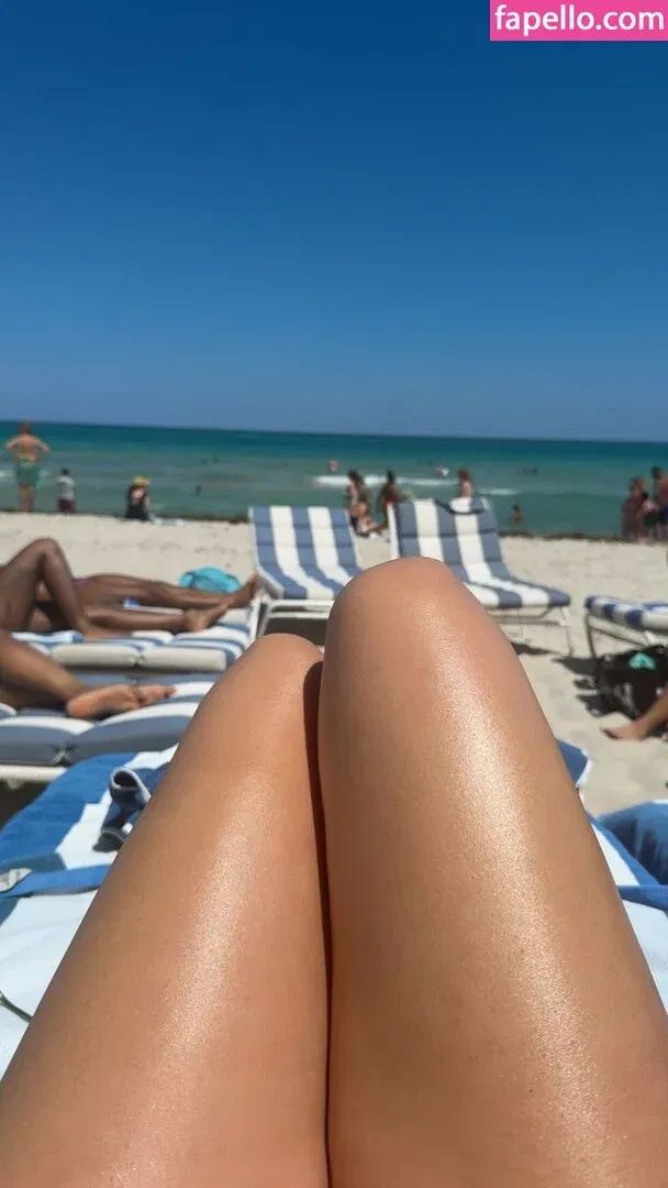 Catherine Mcbroom Onlyfans Photo Gallery 