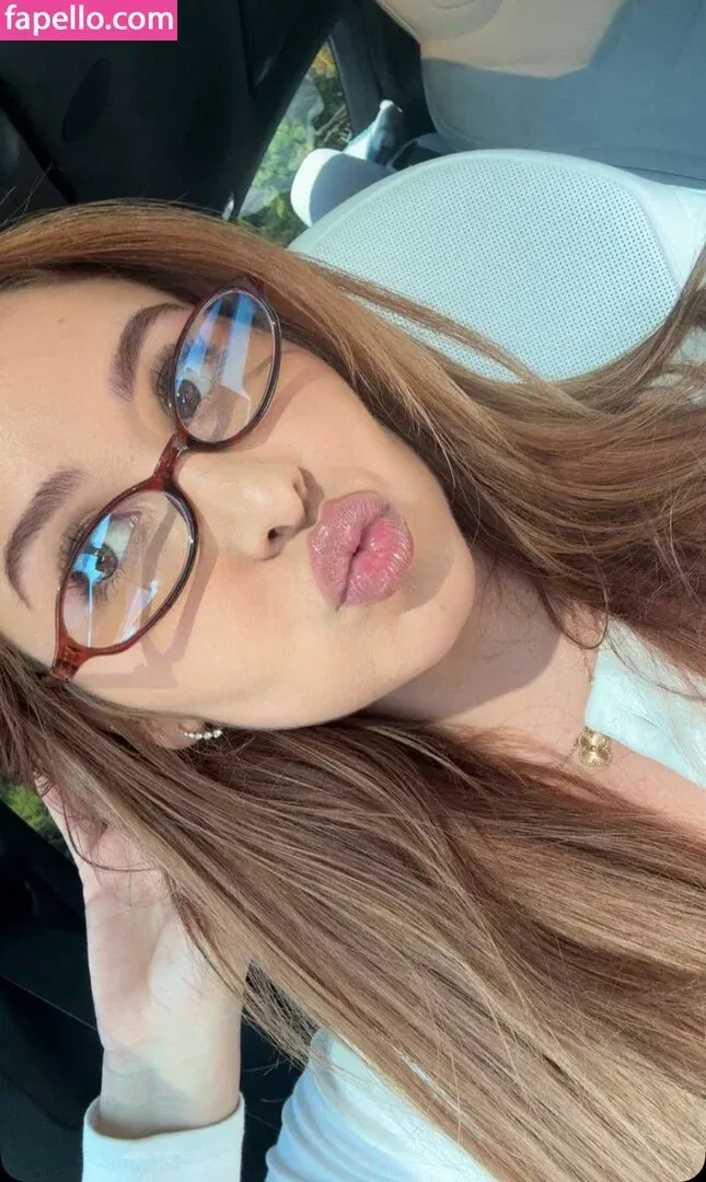 Catherine Mcbroom Onlyfans Photo Gallery 